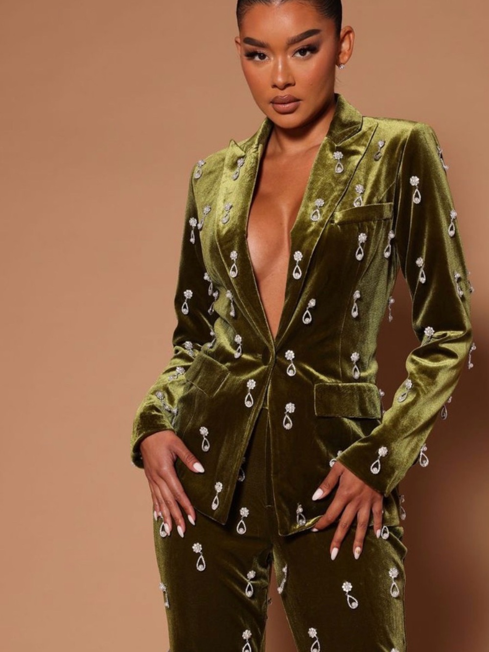 Fashion Nova Luxe Olive Green Velvet Embellished Women's Suit Pants Blazer Set - Picture 2 of 10